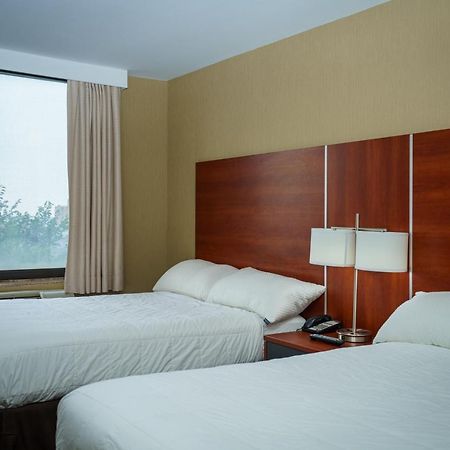 Sky Hotel Flushing/Laguardia Airport นิวยอร์ก ภายนอก รูปภาพ