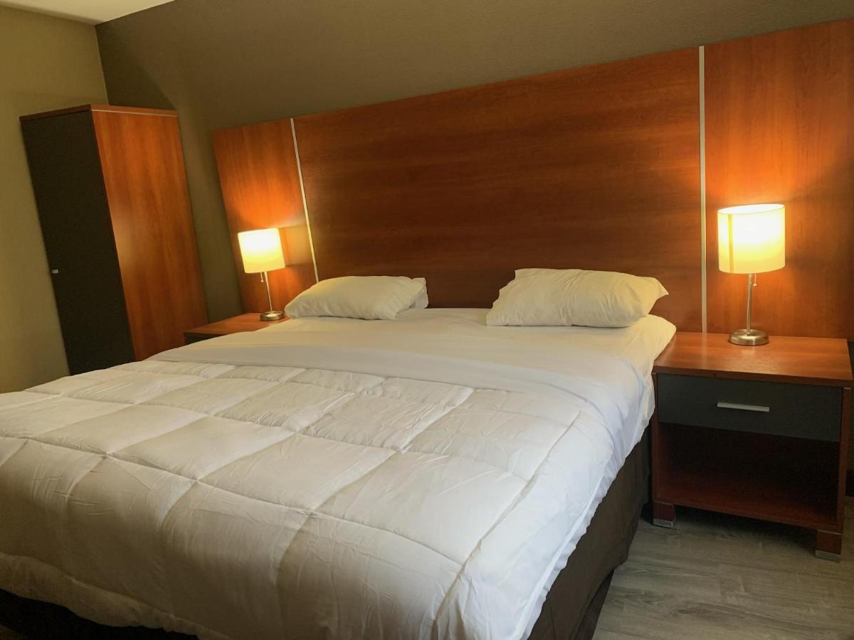 Sky Hotel Flushing/Laguardia Airport นิวยอร์ก ภายนอก รูปภาพ