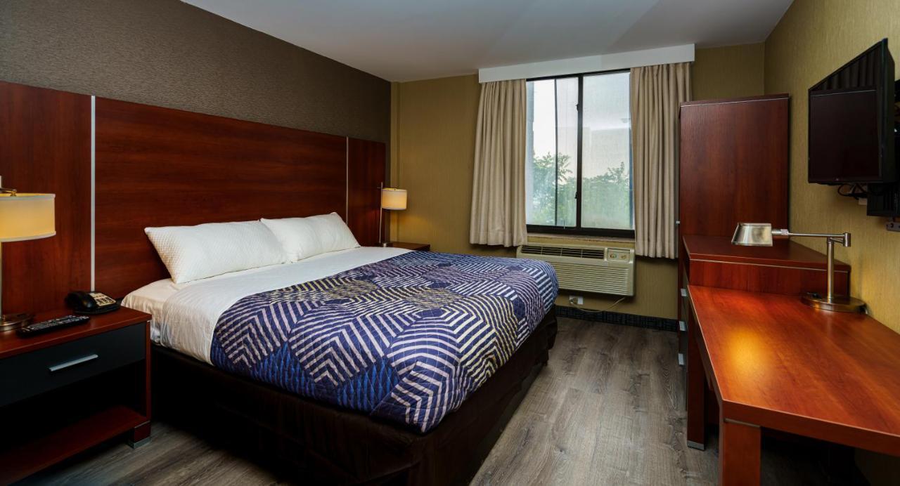 Sky Hotel Flushing/Laguardia Airport นิวยอร์ก ภายนอก รูปภาพ