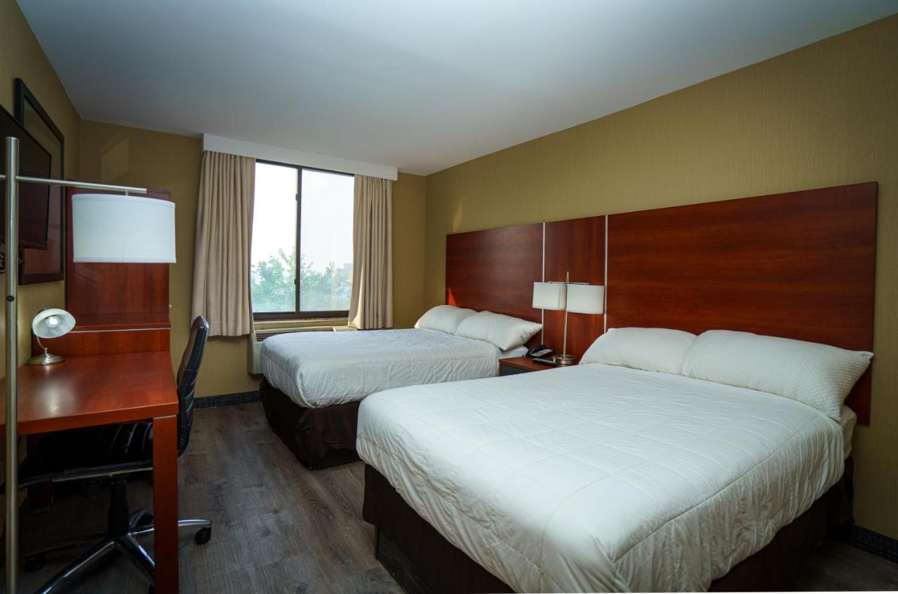 Sky Hotel Flushing/Laguardia Airport นิวยอร์ก ภายนอก รูปภาพ